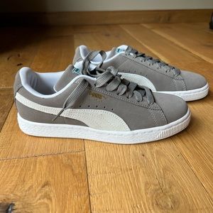 NWT PUMA Suede Classic Sneaker